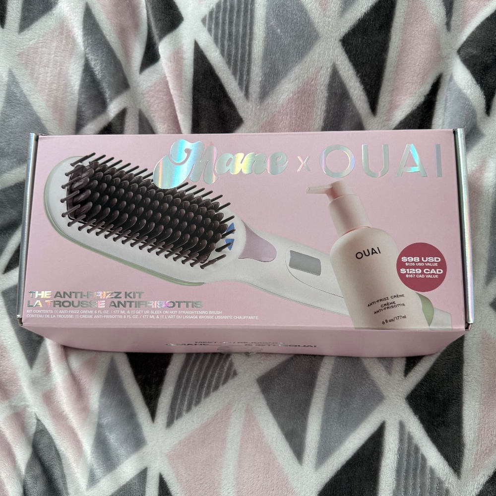 Mane x OUAl Anti-Frizz Heated Straightening Brush